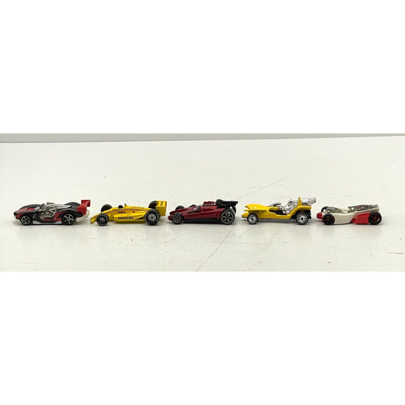 Lot of 5 Hot Wheels Race Team Collectibles Diecast Racing Model Car - Picture 3 of 14